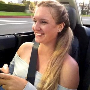 Meet your Posher, Alyson